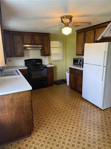 2844 Agnes Road, Lake Charles, LA 70605