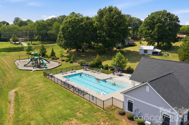 3239 Laurel Brook Drive, Denver, NC 28037