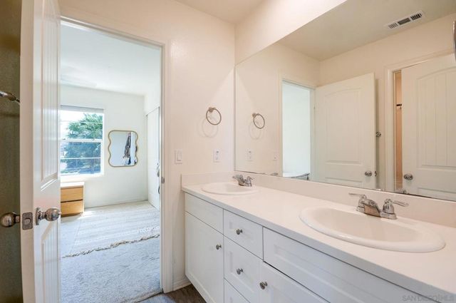 20064 Red Rock, Riverside, CA 92507