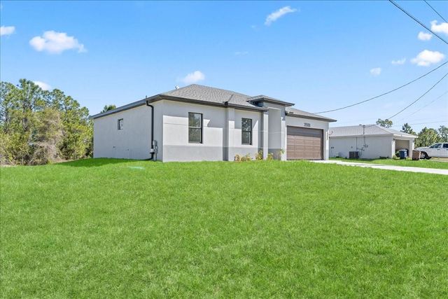 2501 E 15TH STREET, Lehigh Acres, FL 33972