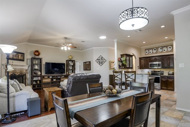 2712 Ferncrest Trail, Mansfield, TX 76063