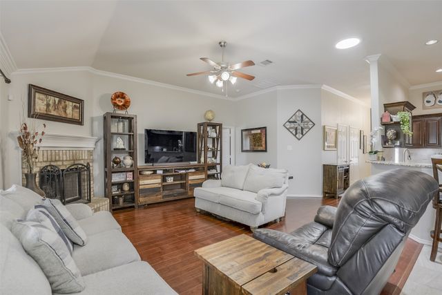 2712 Ferncrest Trail, Mansfield, TX 76063