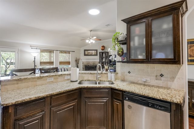 2712 Ferncrest Trail, Mansfield, TX 76063