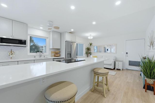 555 THE ESPLANADE N 205, Venice, FL 34285