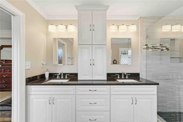 317 Covered Bridge SW Place, Smyrna, GA 30082