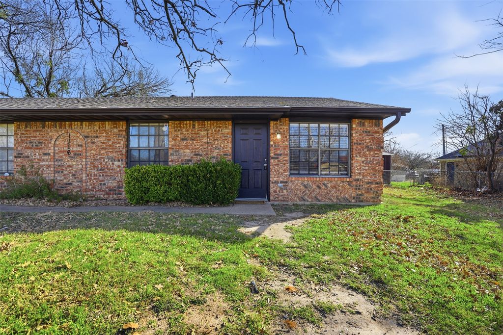 1116 Hanover Street A, Weatherford, TX 76086
