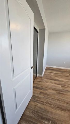 213 W 43rd, Los Angeles, CA 90037