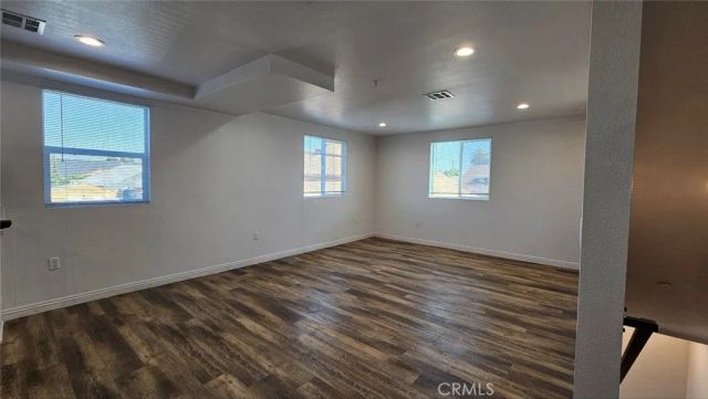 213 W 43rd, Los Angeles, CA 90037