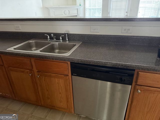 2502 Walden Lake Drive, Decatur, GA 30035