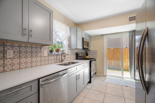 2960 Harbinger Lane, Dallas, TX 75287