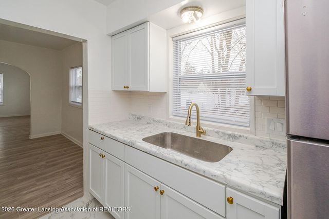 1418 Keeney Court, Lansing, MI 48915