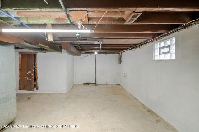 1418 Keeney Court, Lansing, MI 48915