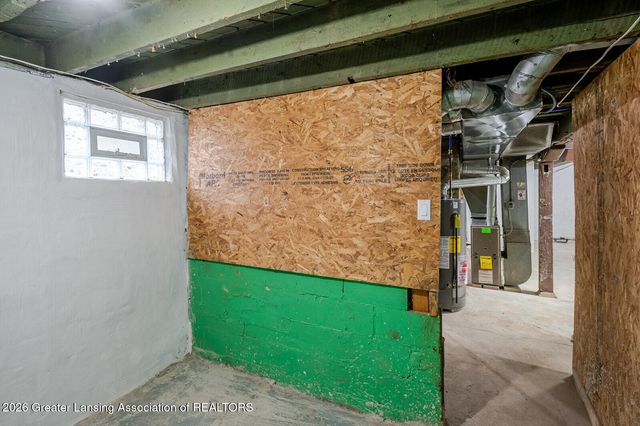 1418 Keeney Court, Lansing, MI 48915