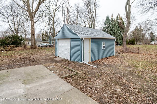 1418 Keeney Court, Lansing, MI 48915