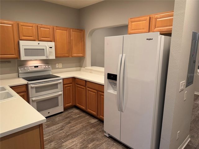 280 CAPE HARBOUR LOOP 106, Bradenton, FL 34212