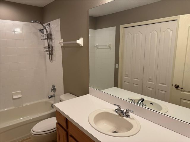 280 CAPE HARBOUR LOOP 106, Bradenton, FL 34212