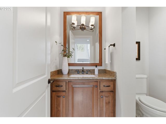 11631 S NORTHGATE Ave, Portland, OR 97219