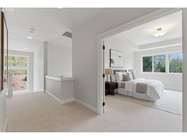 11631 S NORTHGATE Ave, Portland, OR 97219