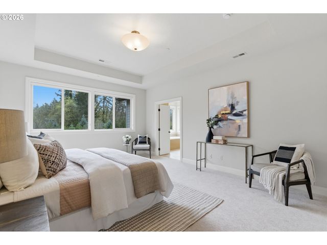 11631 S NORTHGATE Ave, Portland, OR 97219