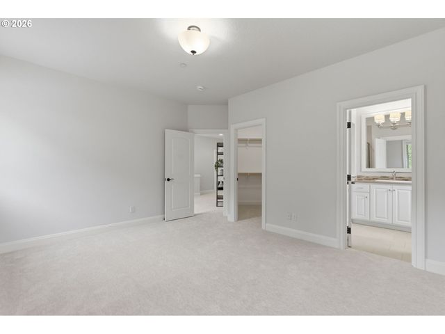 11631 S NORTHGATE Ave, Portland, OR 97219