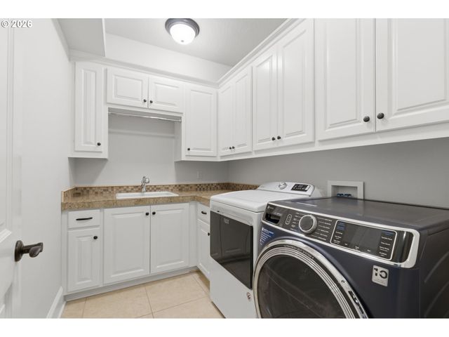 11631 S NORTHGATE Ave, Portland, OR 97219