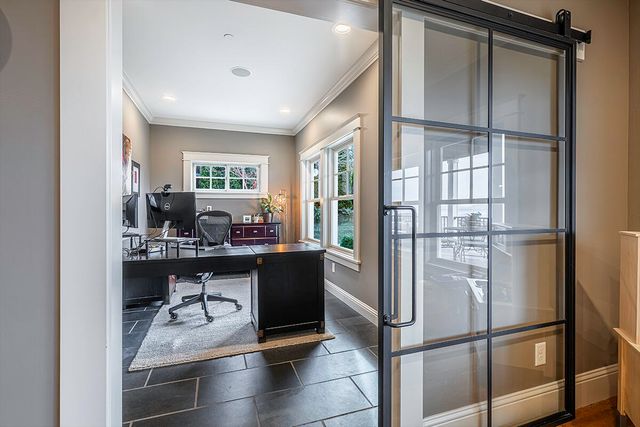 3515 Admiral Way, Medford, OR 97504