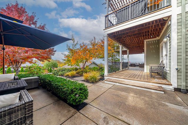 3515 Admiral Way, Medford, OR 97504