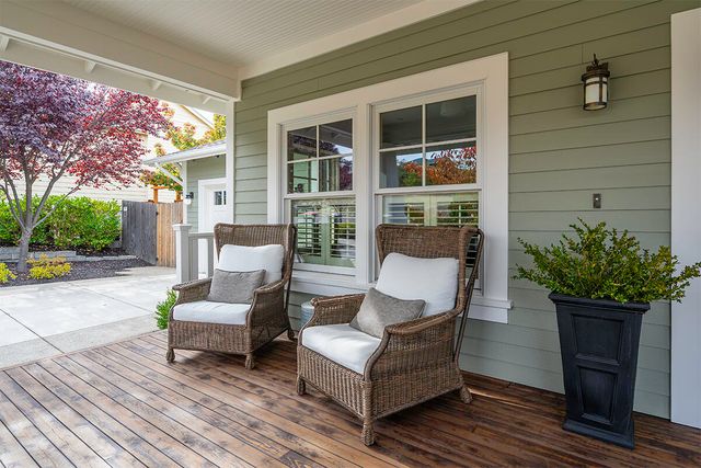 3515 Admiral Way, Medford, OR 97504