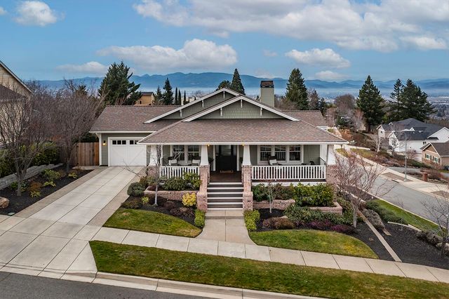 3515 Admiral Way, Medford, OR 97504