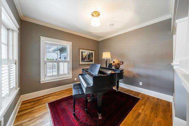 3515 Admiral Way, Medford, OR 97504