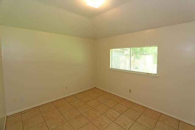 7815 Eastern Bluebird Drive, Humble, TX 77396