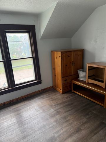 208 S. Canfield St., Dunkerton, IA 50626