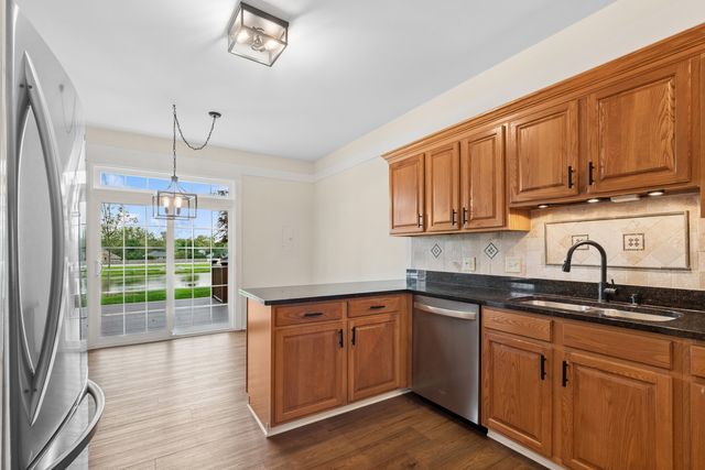 9765 Cambridge Circle, Mokena, IL 60448