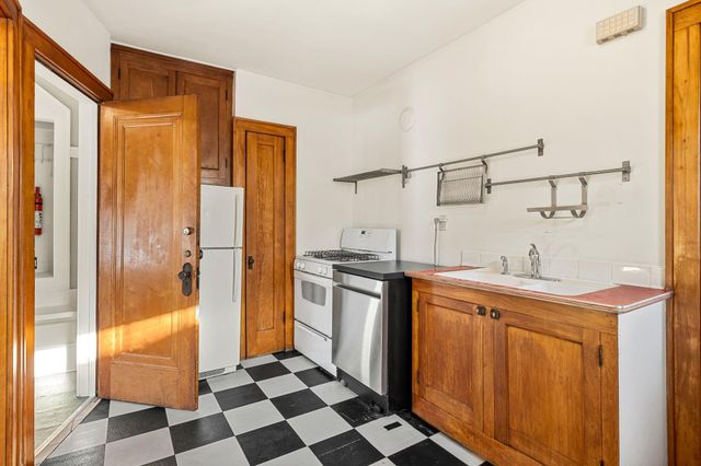 4752 Lyndale Avenue S, Minneapolis, MN 55419