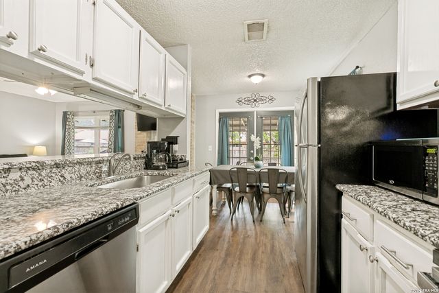 9426 Bowen Dr., San Antonio, TX 78250