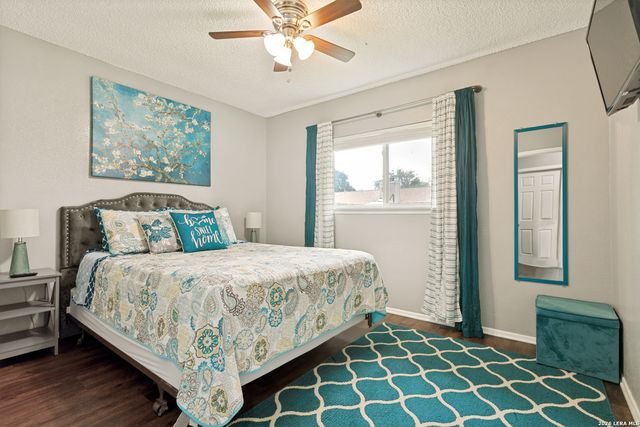 9426 Bowen Dr., San Antonio, TX 78250
