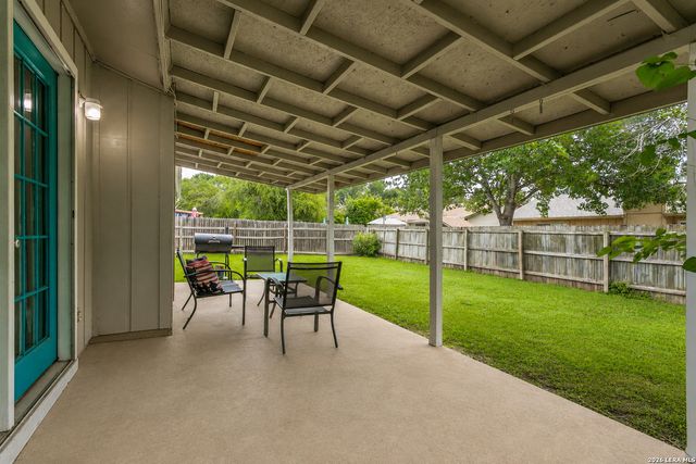 9426 Bowen Dr., San Antonio, TX 78250