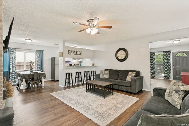 9426 Bowen Dr., San Antonio, TX 78250