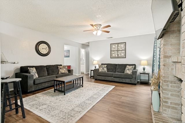 9426 Bowen Dr., San Antonio, TX 78250