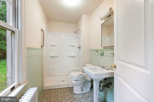 106 RUSSELL AVE, Gaithersburg, MD 20877