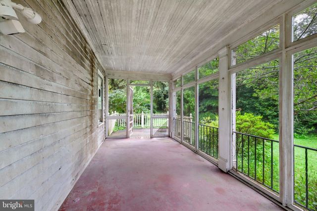 106 RUSSELL AVE, Gaithersburg, MD 20877