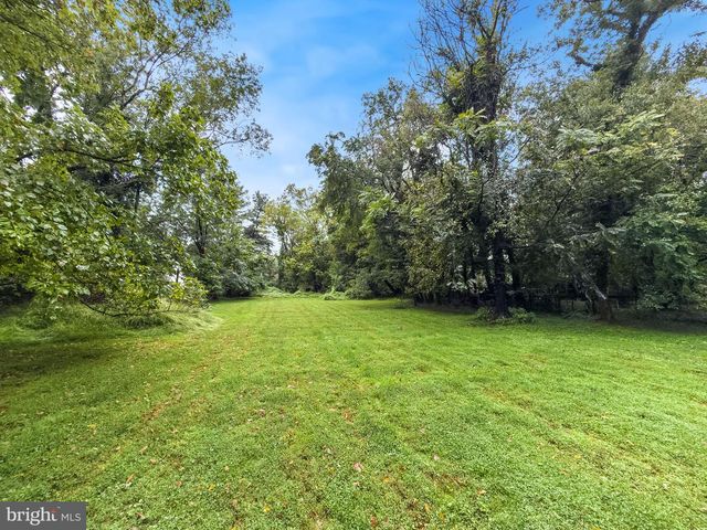 106 RUSSELL AVE, Gaithersburg, MD 20877