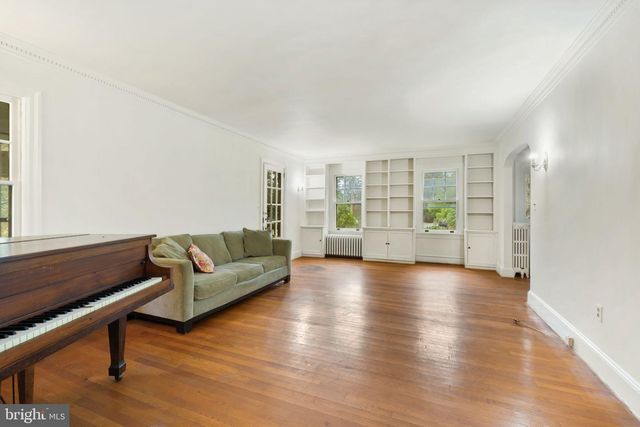 106 RUSSELL AVE, Gaithersburg, MD 20877