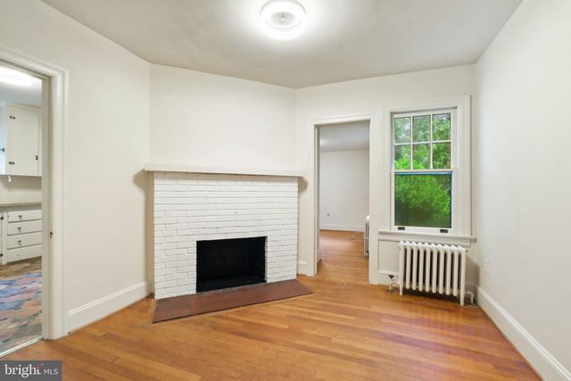 106 RUSSELL AVE, Gaithersburg, MD 20877