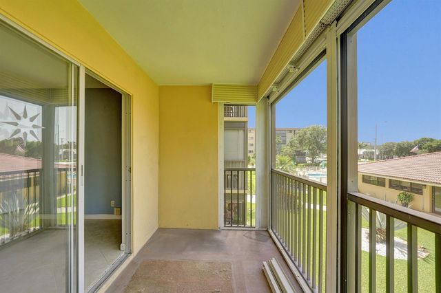 2601 NE 14th Street Causeway 231, Pompano Beach, FL 33062