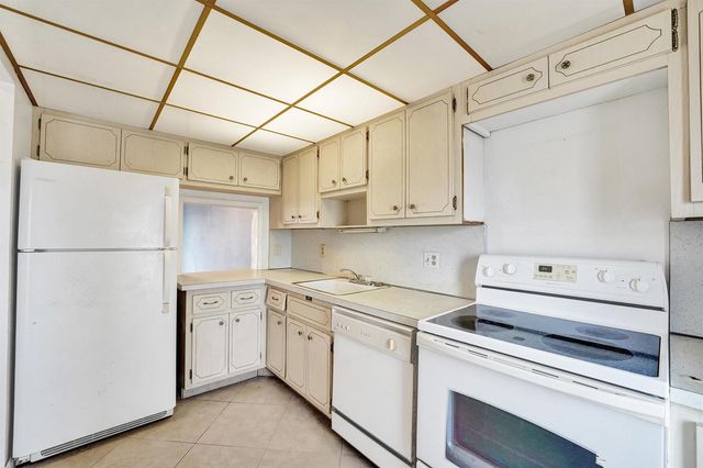 2601 NE 14th Street Causeway 231, Pompano Beach, FL 33062