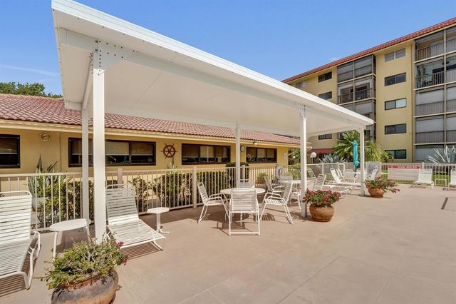 2601 NE 14th Street Causeway 231, Pompano Beach, FL 33062
