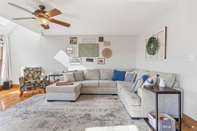 3215 Driftwood Drive, Manhattan, KS 66503