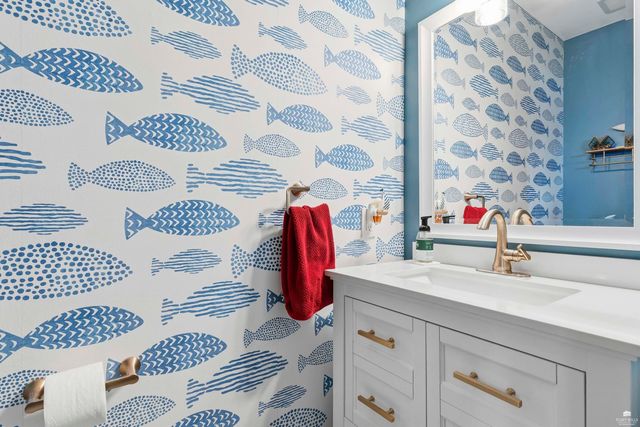 3215 Driftwood Drive, Manhattan, KS 66503