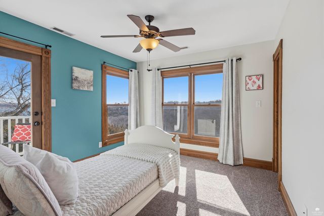 3215 Driftwood Drive, Manhattan, KS 66503